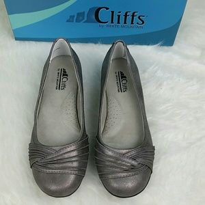 Women Cliffs HILT Pewter Slip On Closed Toe 6.5M